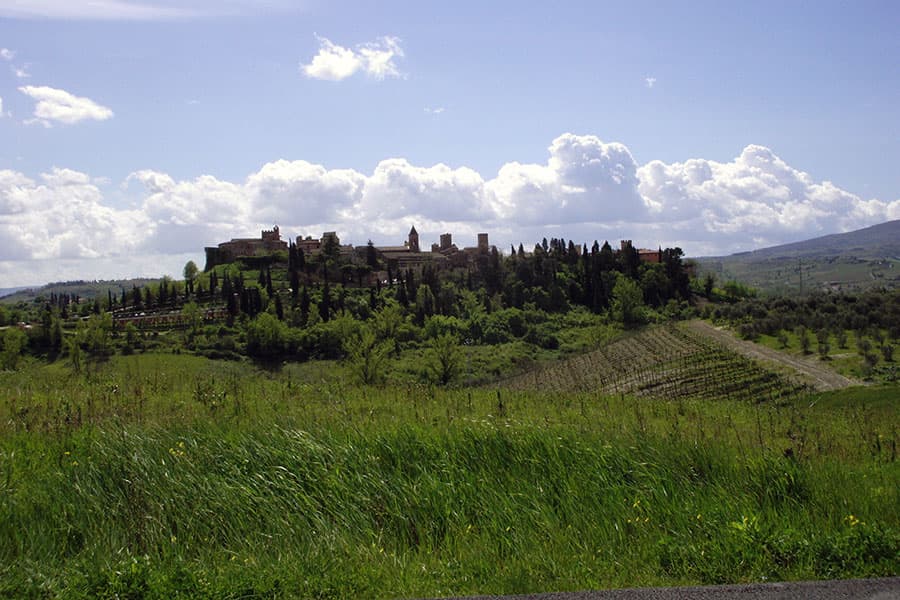 Borghi vicino Firenze: cosa visitare 1 veduta certaldo